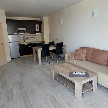 Lejlighed Seafront Elegance First Line Obzor